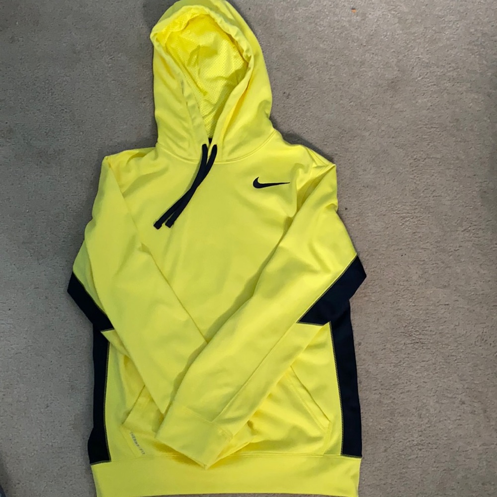 Therma-fit hooded sweatshirt